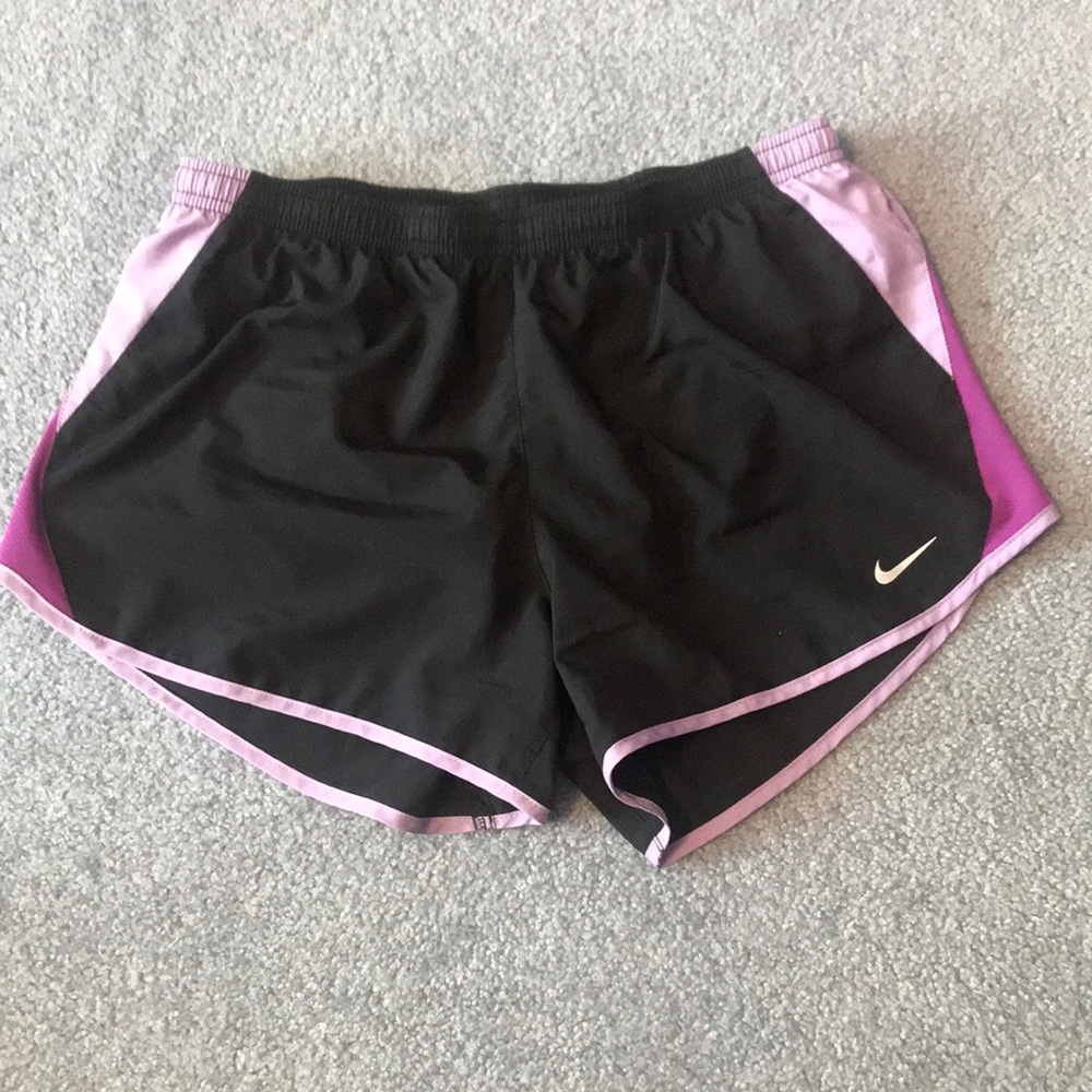 Nike running shorts size medium